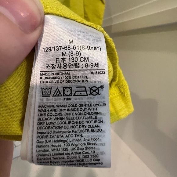 NWT!! GAP. Men’s Activewear. Gapfit Half-Zip Pullover Shirt. - Picture 4 of 9